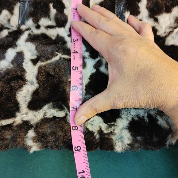 faux fur tote/purse by Rob Ference Los Angeles - Picture 9 of 10